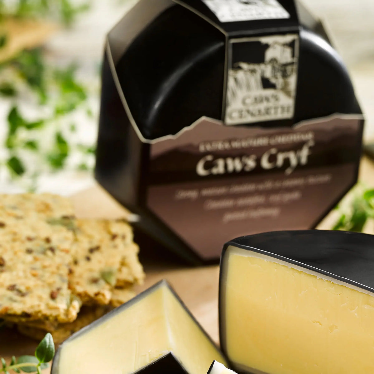 Cryf Extra Mature Cheddar - Mini 200g caws-cenarth